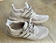  Adidas UltraBoost stl 43 1/3 