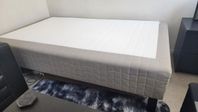IKEA skårer säng 120cm