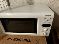 Mikrovågsugnen PANASONIC