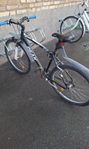 cycle and airpumb
