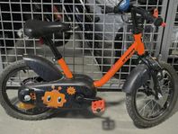 barn cykel med stöd 