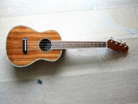 Fender Montecito Koa Tenor Ukulele