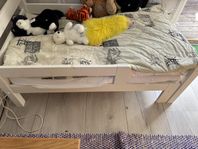 juniorsäng samt stol