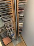 CD ställ med plats för ca 100 skivor 