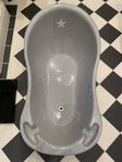 baby plastic bath tub