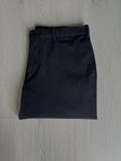 Uniqlo svarta chinos (oanvända)
