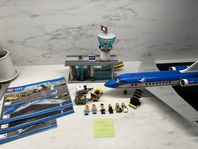 LEGO City 60104 - Airport Passenger Terminal