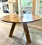 WOOOD ekbord runt 129cm 