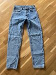 jeans från Weekday strl 27/32