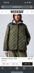Weekday Oversized quiltad jacka 
