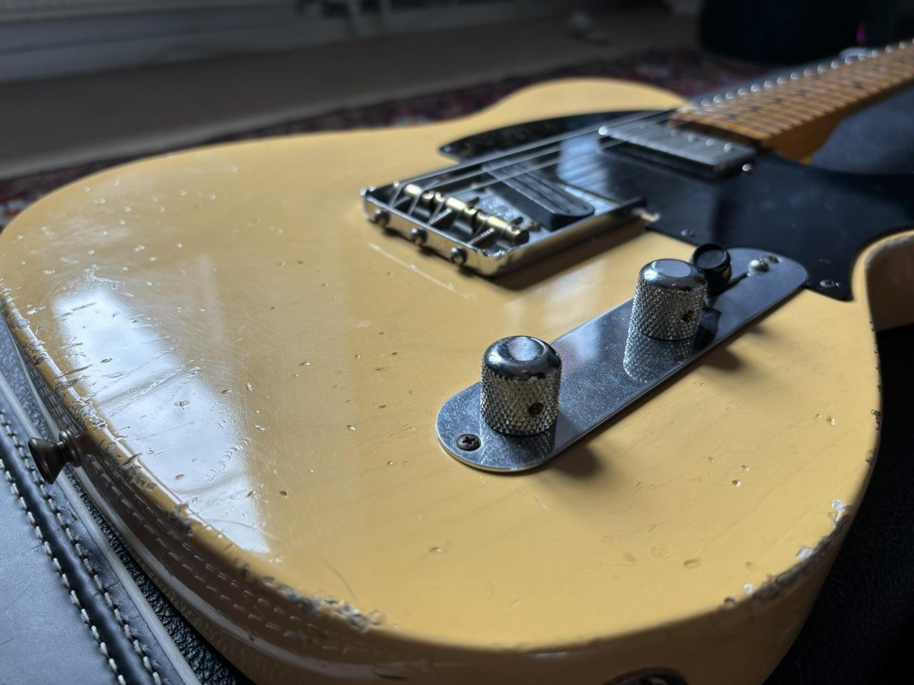 Fender Custom Shop Tele bytes