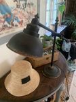 Supercool bordslampa
