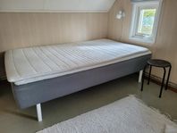 säng 120 cm