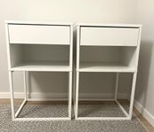 Två snygga sängbord från IKEA – "Vikhammar"