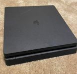 Playstation 4 slim