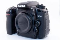 Nikon D7500