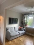 Soffa i linneklädsel 