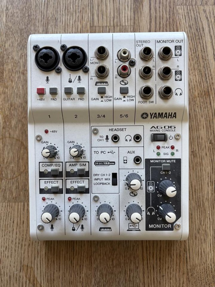 Yamaha AG06 Mixer