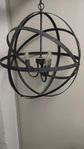 lampa grå metall