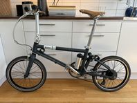 Vikbar elcykel