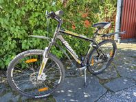Mountainbike Merida Matts 24"ram med 26"däck, 28 Växlar