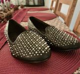 läckra loafers med nitar