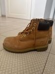 Timberlandkängor stl EUR 33