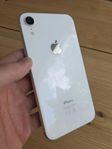 iPhone XR 100%