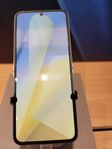 Samsung Galaxy Z Flip6 - oanvänd