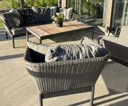 Loungemöbel, soffa med 2 fåtöljer och bord