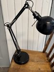 skrivbordslampa ikea svart