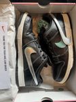 Nike dunk diamond