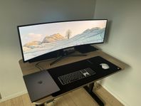 Samsung 49" Curved Odyssey Gaming Monitor CRG9