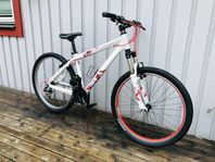 Scott Voltage YZ40 / 26"Tum Cykel