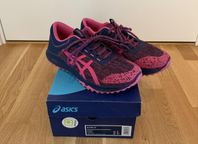 Asics - terrängskor / friluftsskor - Använda 1 gång!