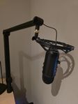 Blue yeti mikrofon med atativ