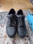 Tommy hilfiger sneakers stl 43.