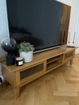 Tv bänk ek