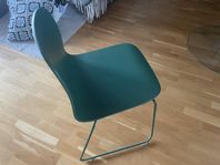Muuto, visu-stolen grön, 
