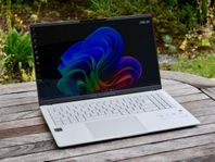 Asus Vivobook S15 SXP Bytes till Macbook Pro M1-2