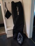 Svart Chill-bag uppblåsbar liggsäck 