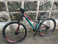 Scott Contessa Scale 710 XS