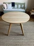 Runt matbord Bolia 
