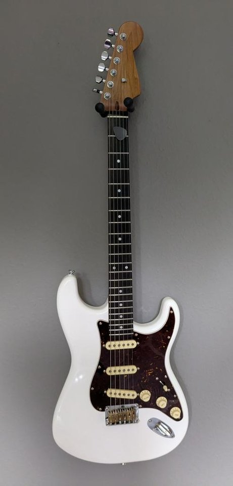 Squier elgitarr