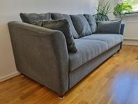 Specialbyggd bäddsoffa med riktig madrass – dubbelsäng