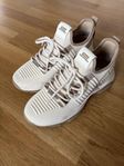 Steve Madden 