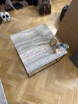Soffbord i Travertin 60x60x41,6