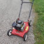Partner gräsklippare