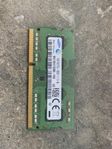Samsung 4GB 1Rx8 PC3L RAM Minne