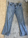 Gina Tricot Jeans i storlek 42